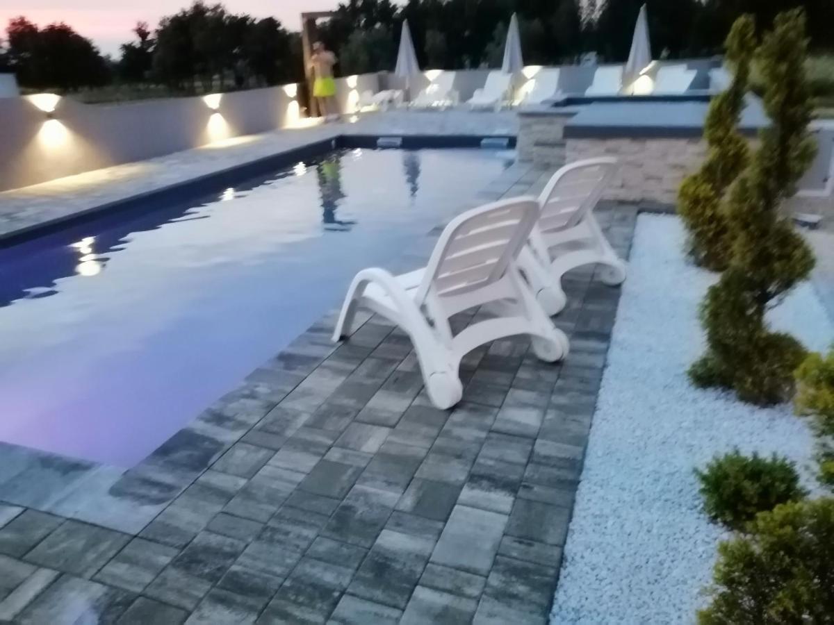 Apartments Katja Пореч Екстериор снимка
