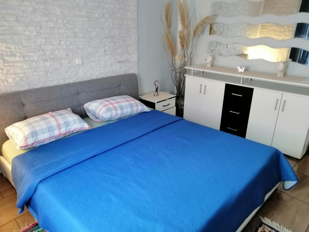 Apartments Katja Пореч Екстериор снимка