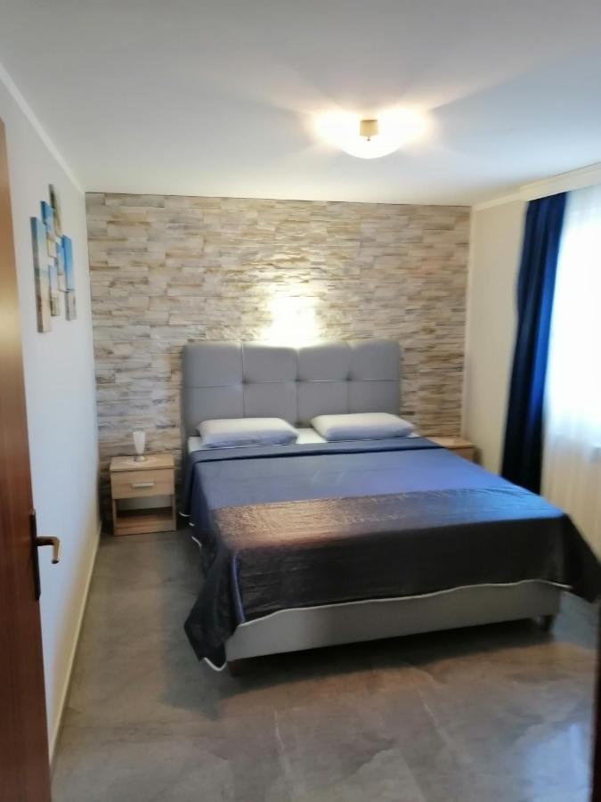 Apartments Katja Пореч Екстериор снимка
