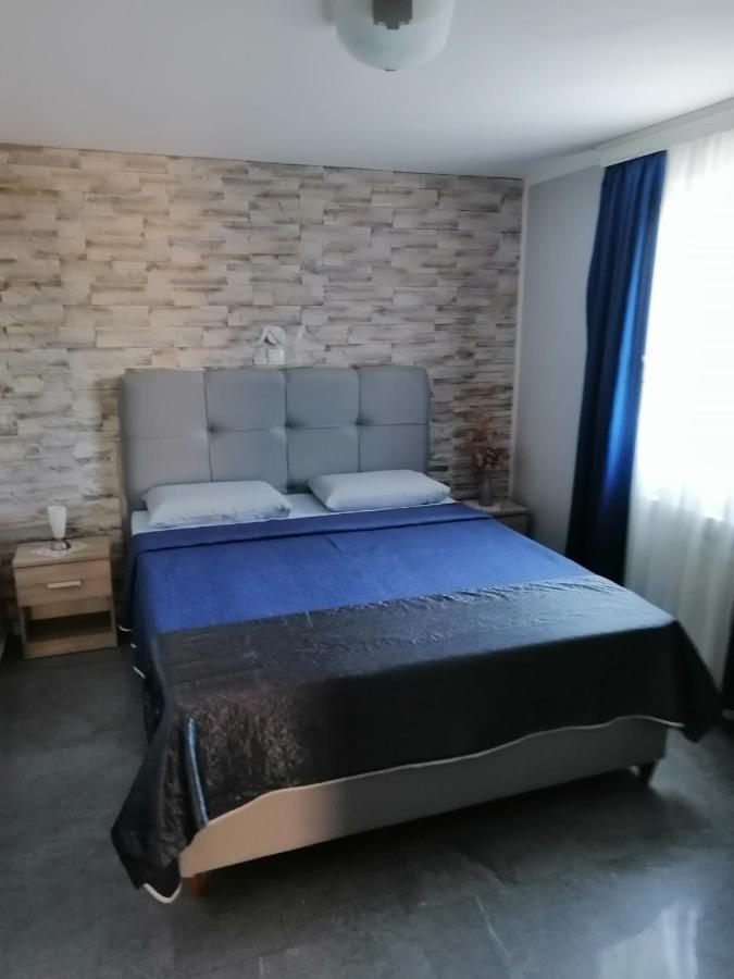 Apartments Katja Пореч Екстериор снимка
