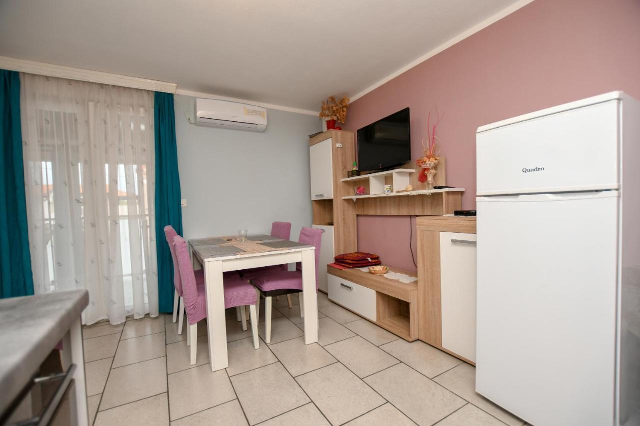 Apartments Katja Пореч Екстериор снимка