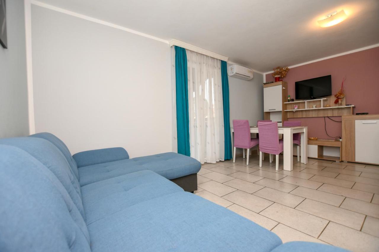 Apartments Katja Пореч Екстериор снимка